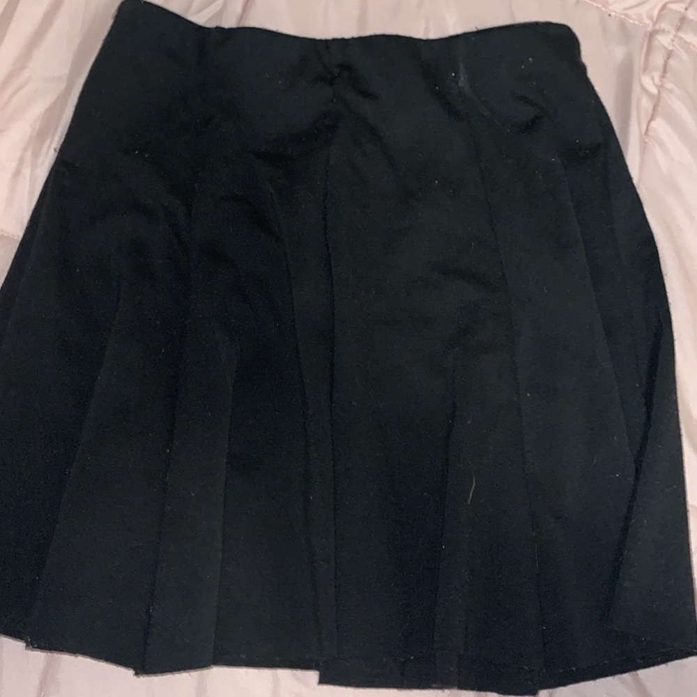BRANDY MELVILLE SKIRT